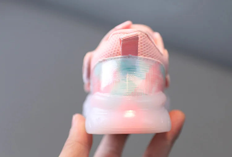 Baby Shoes with Lights on Women New Breathable Mesh Soft Soled Baby Walking Shoes Children Sports Luminescent Shoes Boy Newborn