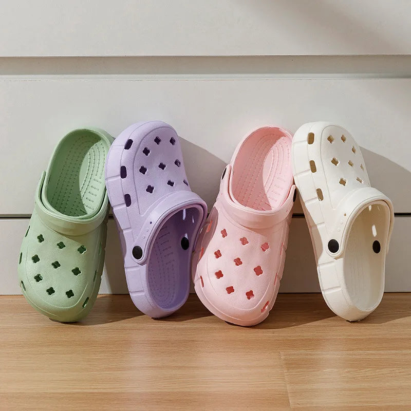 Summer New Women Slippers Sandals Men's Outdoor Casual Shoes Beach Slippers Soft Platform Cartoon Garden Shoes Clogs Slippers