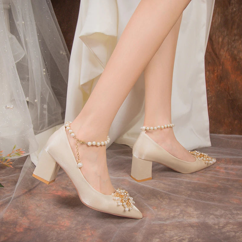 Wedding Shoes Female Footwear Bride Dress New Flower High Flat Floral Pumps Shoes Woman Flats Dress Wedding New Floral Pumps