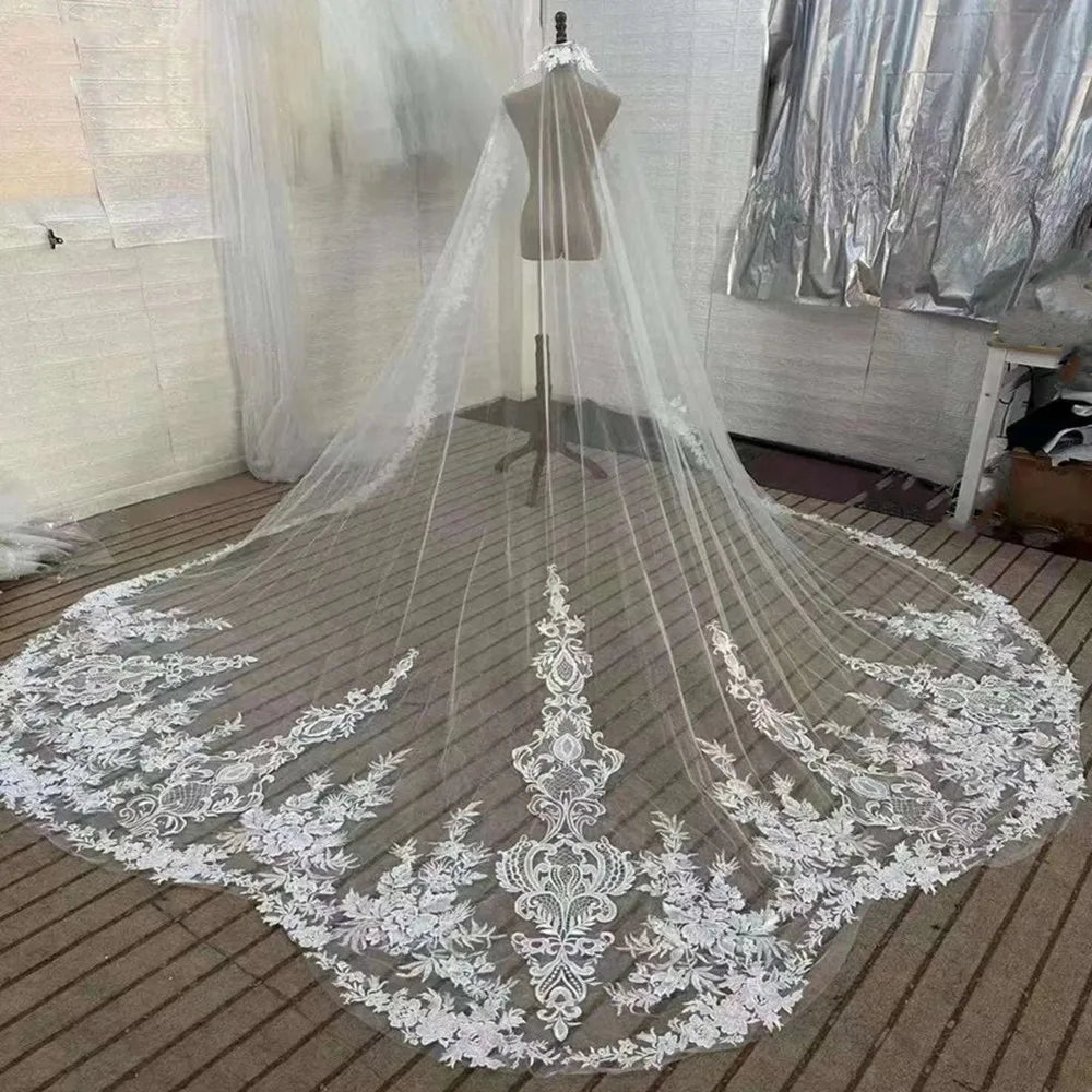 High Quality Vintage Wedding Veil 4M Long Bridal Veils with Comb Lace Edge Veil Velos De Novia wedding Accessories