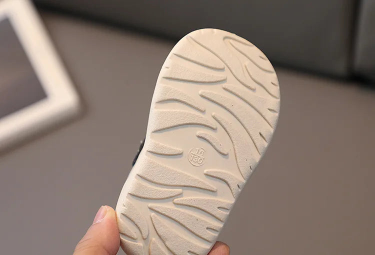 New Baby Shoes Spring Autumn Soft Soled Toddler Shoes Boys Sports Shoes Boys New White Shoes For Girls Breathable Non-slip