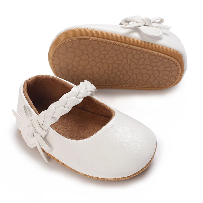 Cute White Lace Baby Girl Princess shoes Baby Moccasins Moccs Shoes Bow Fringe Rubber Soled Non-slip Footwear Crib Shoes