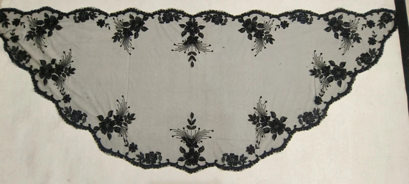 Large Size Half Moon Classic Spanish Style Lace Mantilla Women Head Covering Lace Catholic Veil