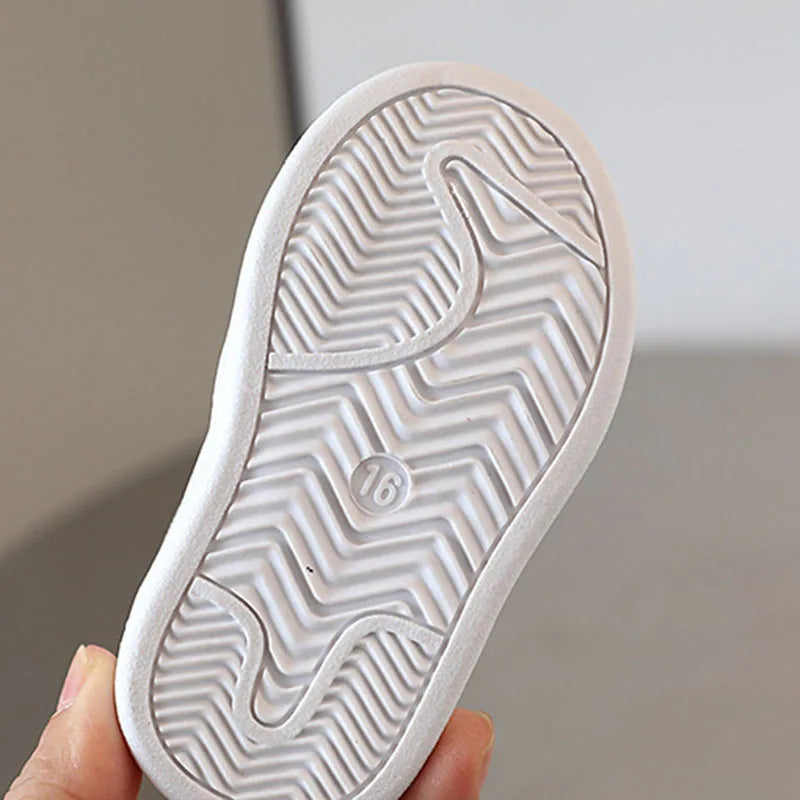 New Baby Shoes Spring Autumn Soft Soled Toddler Shoes Boys Sports Shoes Boys New White Shoes For Girls Breathable Non-slip