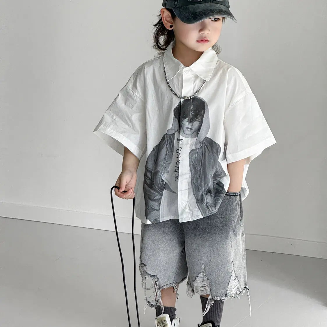 Boys' Sets Button Shirts Denim Shorts Two-piece Summer Suits 2025 New Korean Handsome Children's Street Hole Jeans Suits