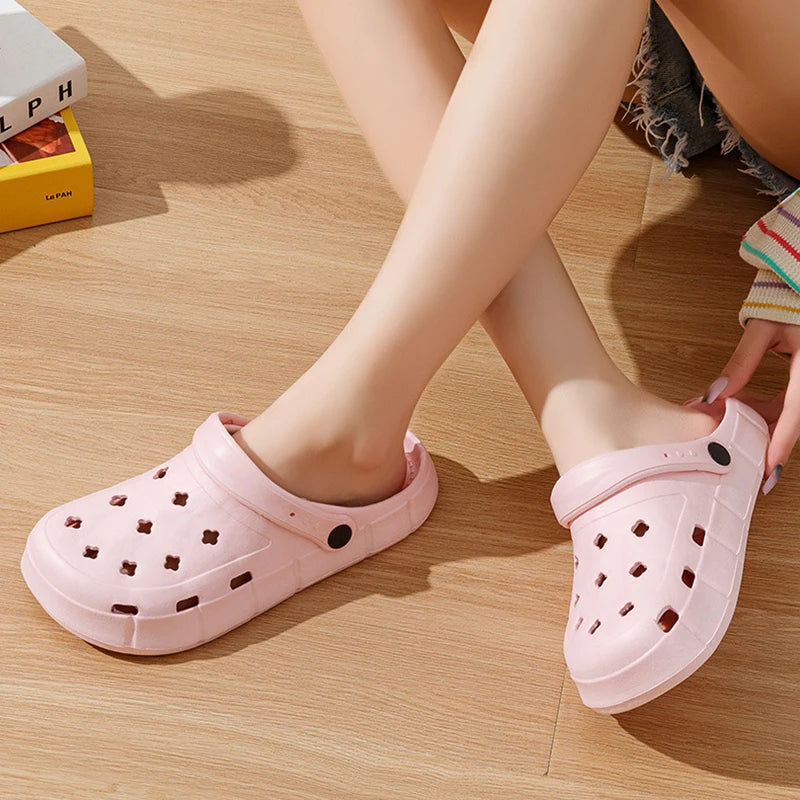 Summer New Women Slippers Sandals Men's Outdoor Casual Shoes Beach Slippers Soft Platform Cartoon Garden Shoes Clogs Slippers