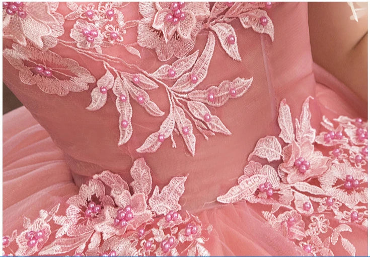 Luxury 15 Quinceanera Dresses Ball Gown Puffy Long Lace Appliques Prom Dress Customized Student Show Graduation Host Party Dress