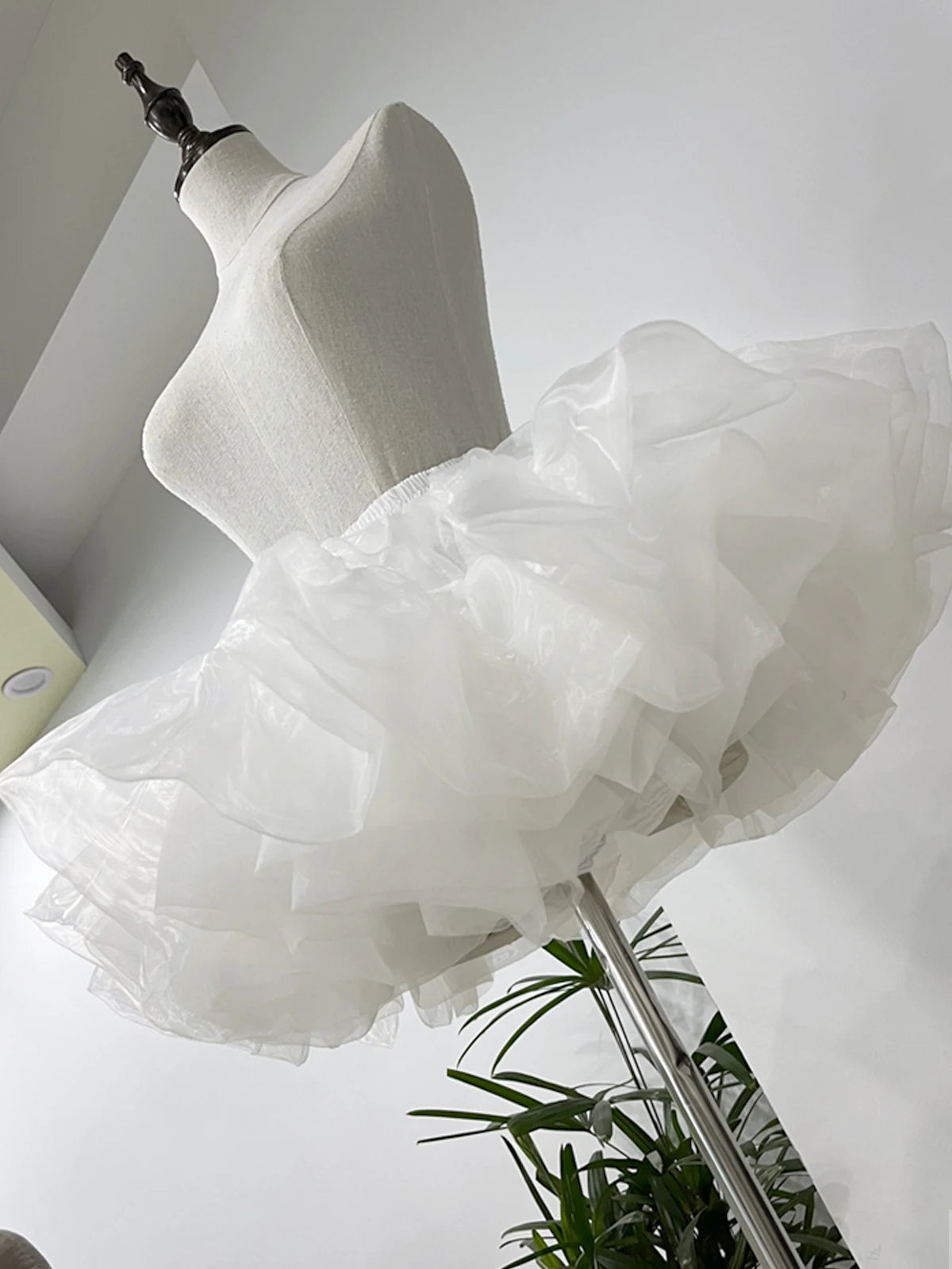 Fashionable Black Four Layers Puffy Petticoat Women's Mesh Skirt Party Performance Skirt