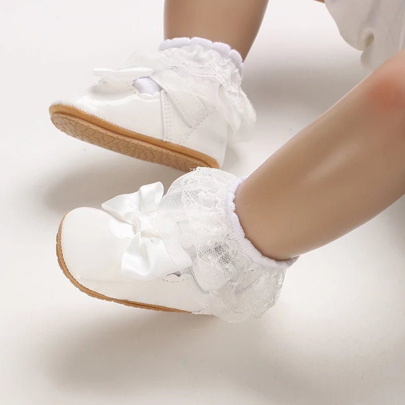 Cute White Lace Baby Girl Princess shoes Baby Moccasins Moccs Shoes Bow Fringe Rubber Soled Non-slip Footwear Crib Shoes