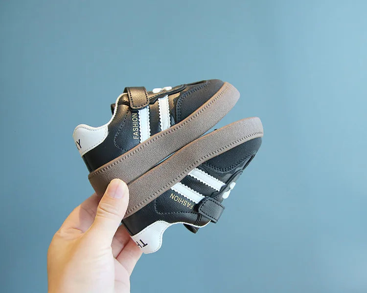Children Spring Autumn Fashion Soft Soled German Training Shoes Boy Casual Board Shoes Girls Velcro Sneakers Striped White Shoes