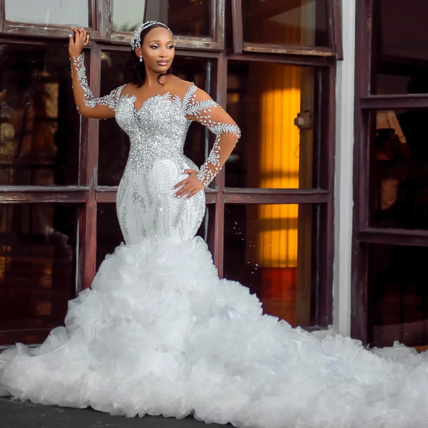 Customized Spark Crystals Rhinestones Garden Mermaid Wedding Dress African Long Sleeves Multi-Layered Ruffles Bridal Gowns