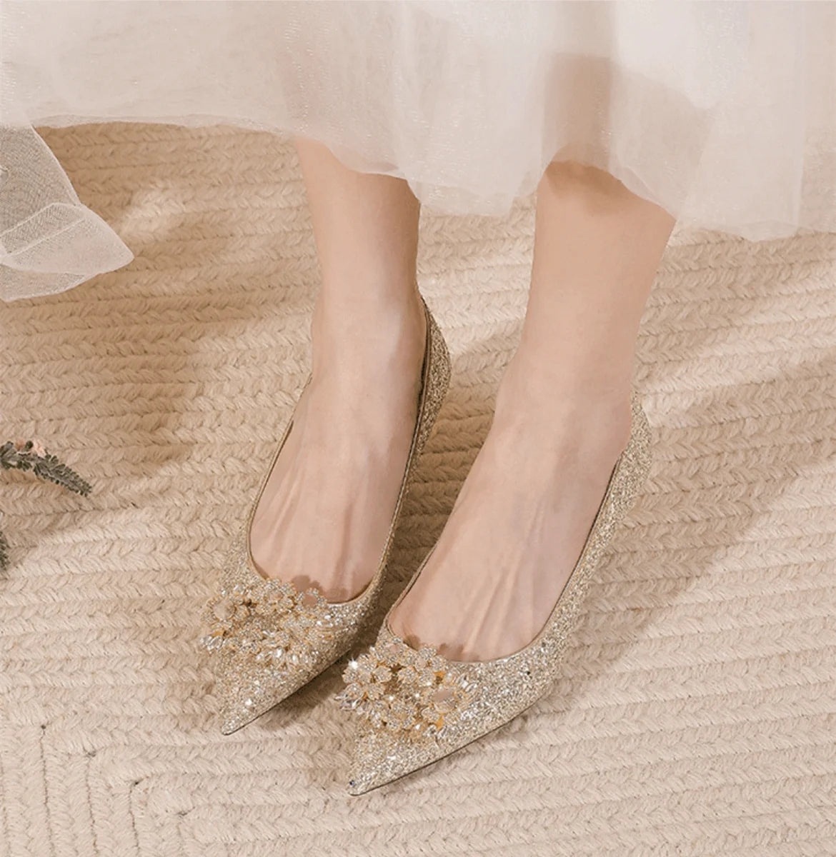 Ladies Pumps Pointed Toe Silver Rhinestone Low Heel Elegant Women's Shoes Bride Footwear 39 Vacation 2025 Trend on Offer Slip