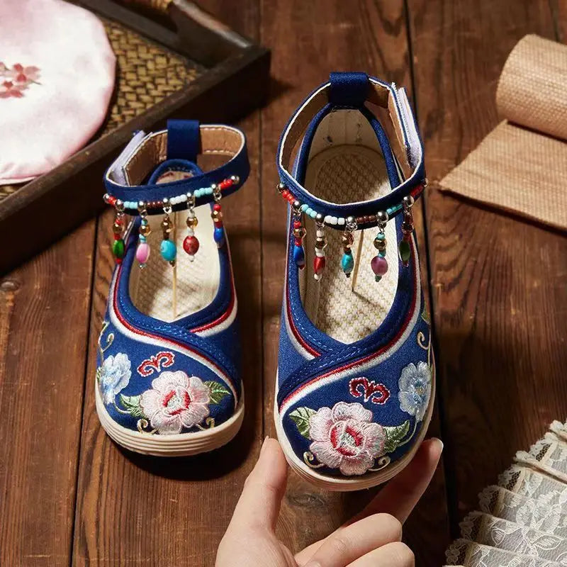 New Children's Ethnic Style Embroidered Canvas Shoes Non Slip Rubber Sole Linen Insole Breathable Hook Hanfu Shoes For Girls