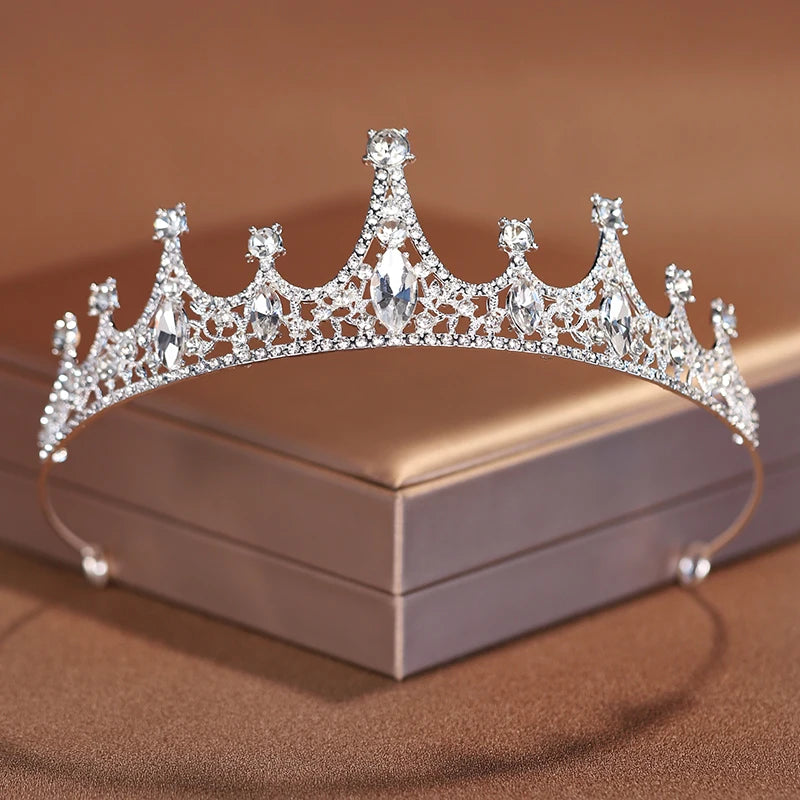 Itacazzo bridal headwear crown, classic Tiras suitable for women's weddings and birthday parties