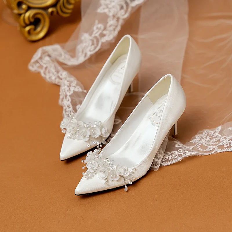 Wedding Shoes Women's 2024 Main Wedding Dress White High Heels Burgundy Xiuhe Bridal Shoes Mid Heel Plus Size Single Shoes