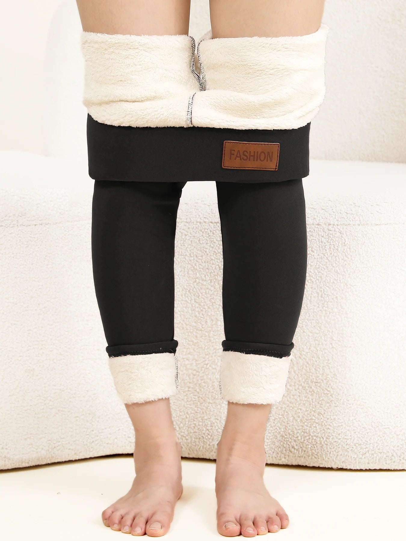 Winter Women Leather Leggings Fleece Lined Velvet Keep Warm Pants High Waist Leggings Women Solid Comfortable Stretchy Thermal