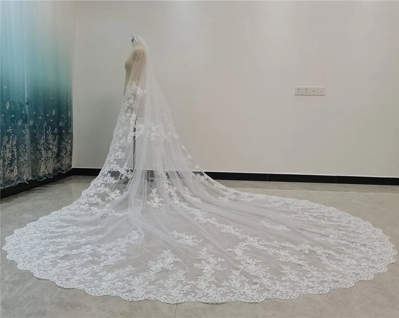 New Pattern Cathedral Length Bridal Veil Lace Veil Wide Veil 1 Layer Wedding Veil Metal Comb Real Photo