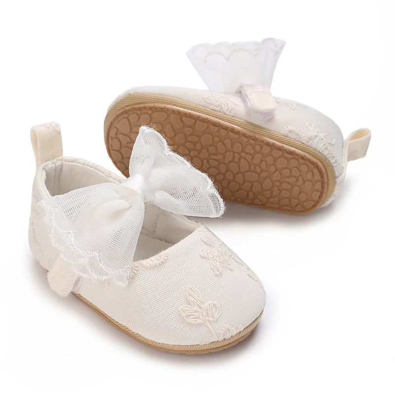 Cute White Lace Baby Girl Princess shoes Baby Moccasins Moccs Shoes Bow Fringe Rubber Soled Non-slip Footwear Crib Shoes