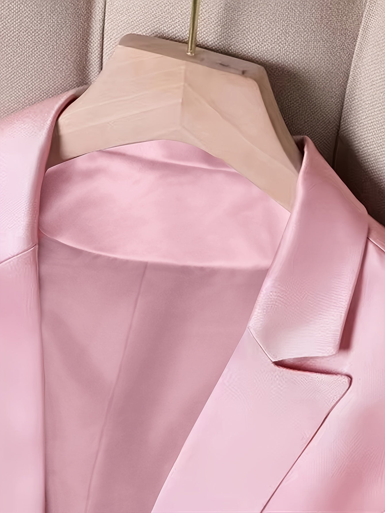 Elegant Women'S Pink Polyester Blazer - Solid Color, Regular Fit with Single-Breasted Button Detail, Versatile All-Season Jacket for Formal or Casual Attire, Allseason Jacket|Sophisticated Suit|Polyester Jacket, Ladies Blazer