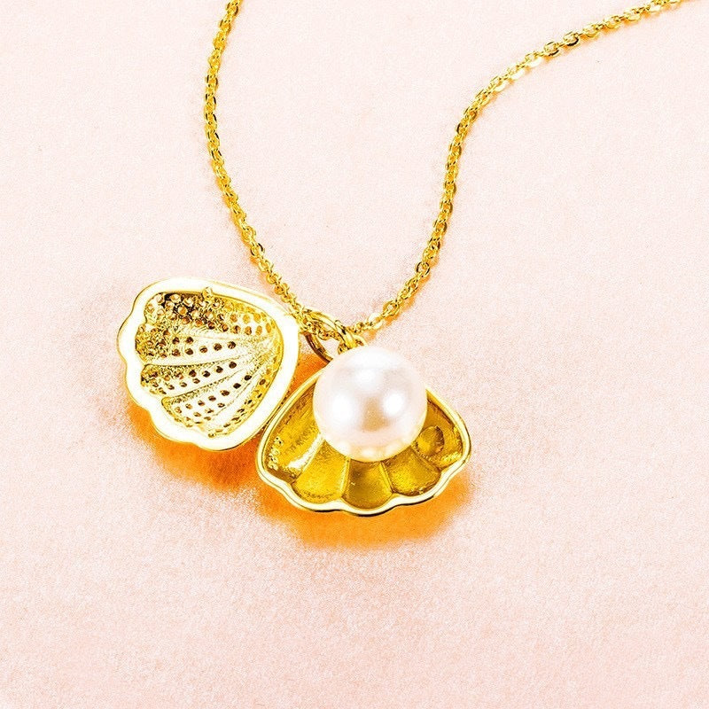 Necklace With Rhinestones