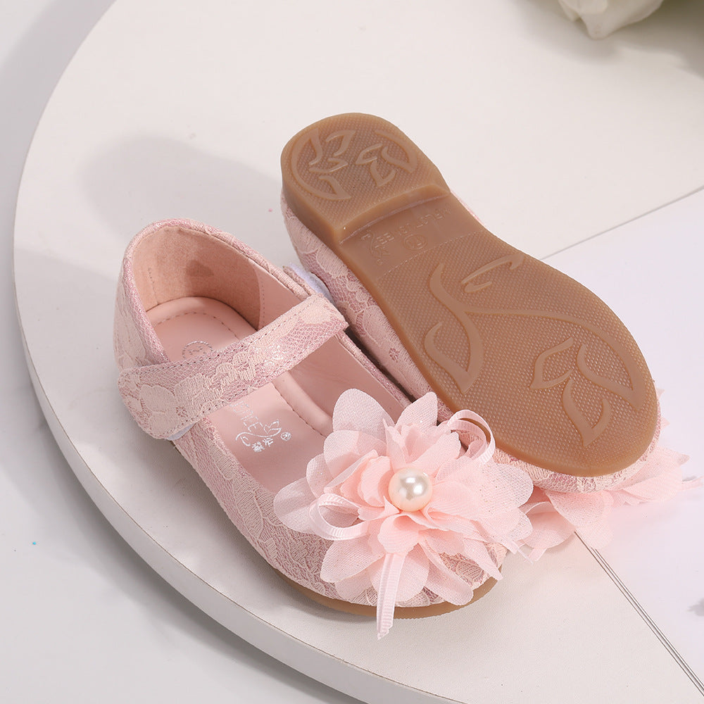 Girls shoes