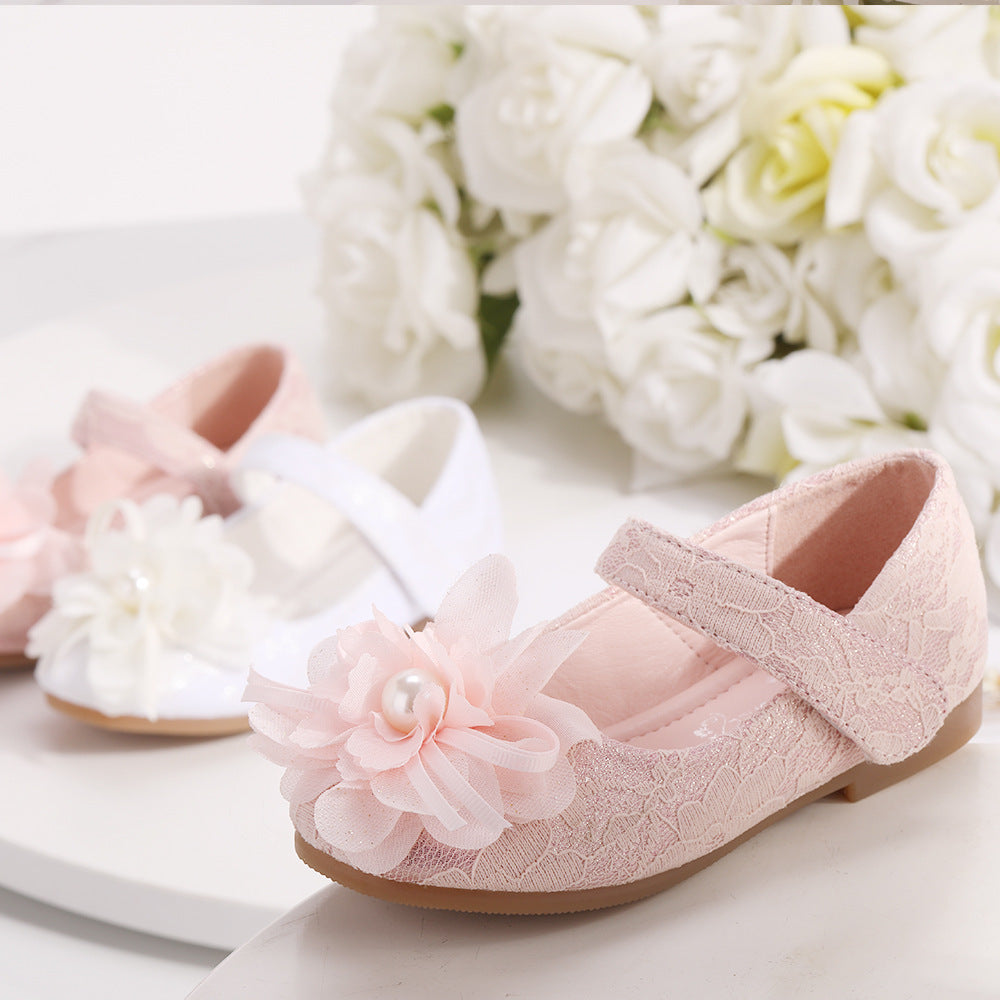 Girls shoes