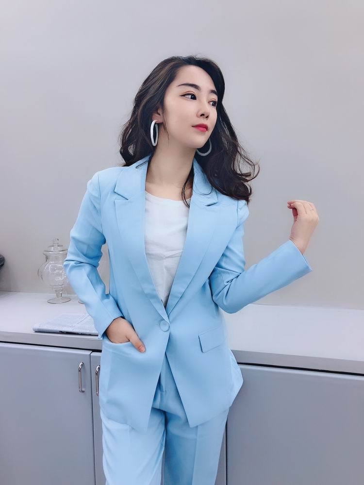 Women's Suits