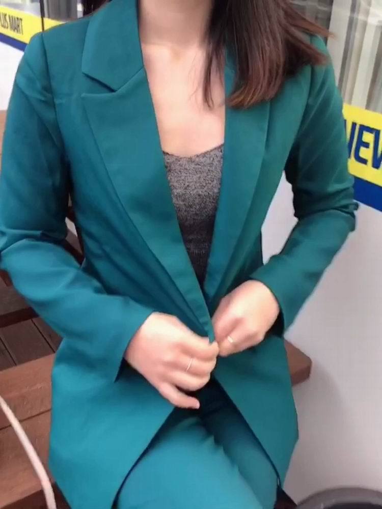 Women's Suits