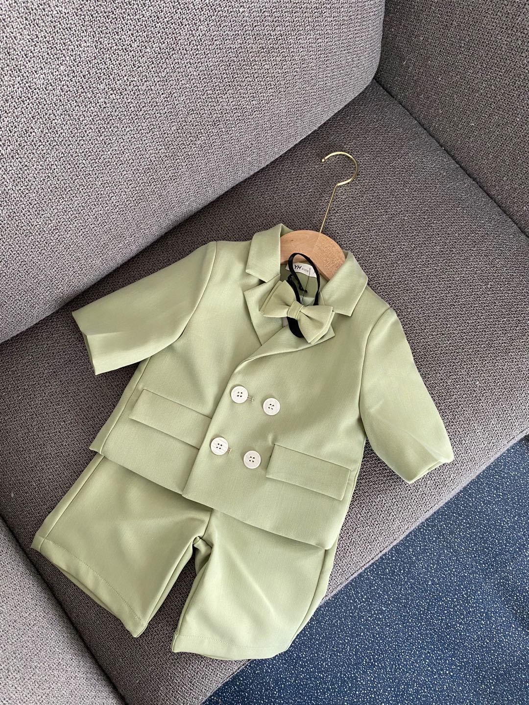 , Boys suit