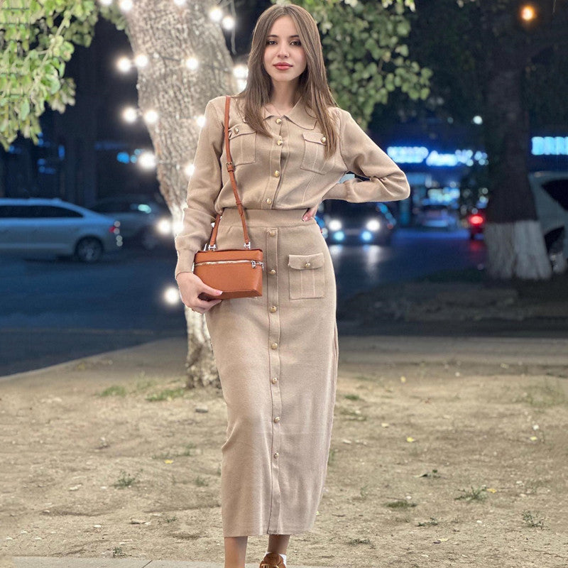 ELEGANT WONEN SUIT