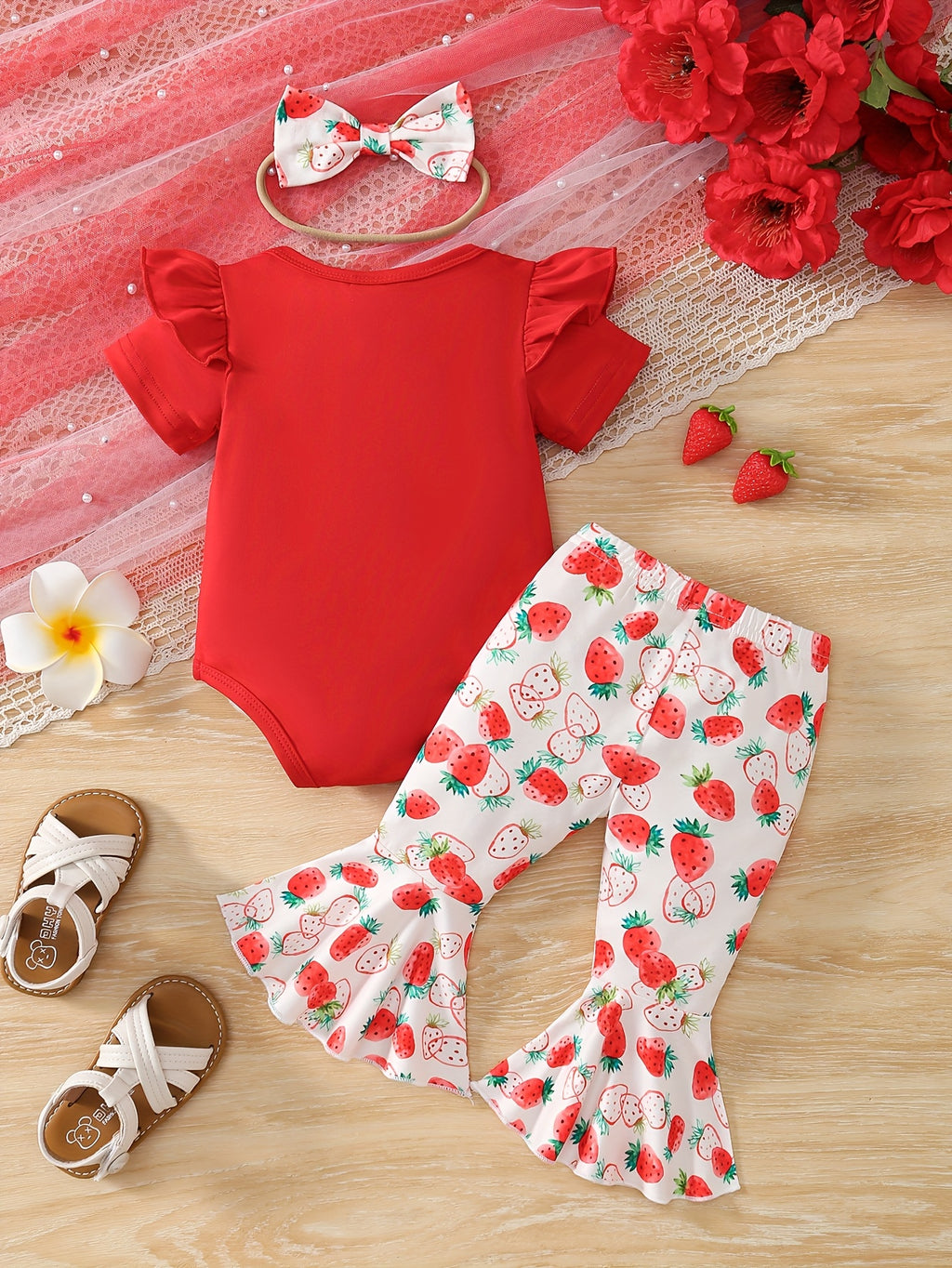3pcs Baby Girl Summer Short Sleeved Strawberry Letter Jumpsuit&bow Full Print Trumpet Pants&headband Cute Three Piece Baby Girl, Perfect for Outdoor