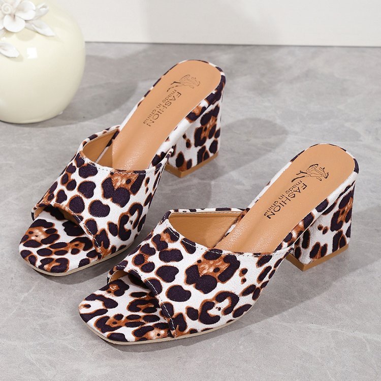 Women shoes