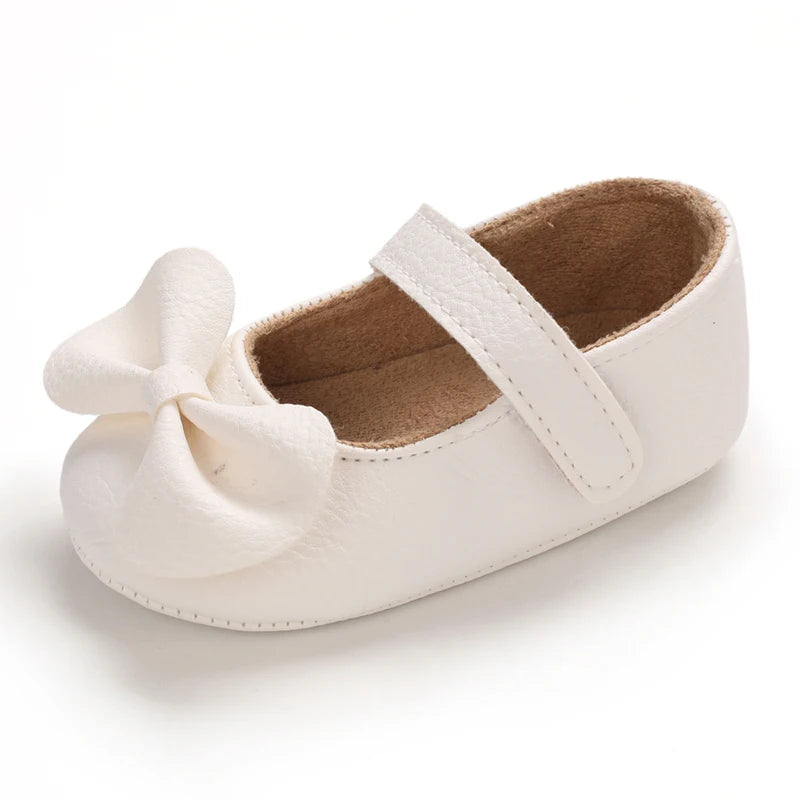 Cute White Lace Baby Girl Princess shoes  Baby Moccasins Moccs Shoes Bow Fringe Rubber Soled Non-slip Footwear Crib Shoes