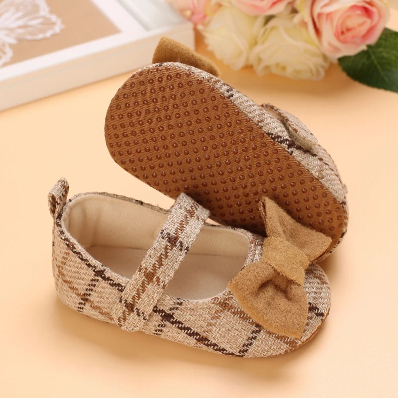 Newborn Toddler Baby Shoes Girl Baby Crib Shoes Princess Flower Bow Baby Cotton Sole First Walker Sneakers 0-18 Months