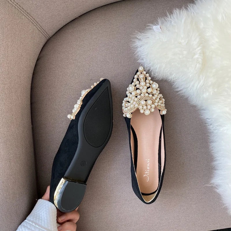 New Crown Pearl Flats Women Wedding Shoes Pointed Toe Female Dress Moccasins Low Pearl Heel Ladies Fashion Luxury Style 43