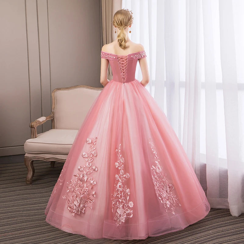 Quinceanera Dresses Elegant Boat Neck Luxury Lace Embroidery Vestidos De 15 Anos Party Prom Vintage Quinceanera Gown Customized