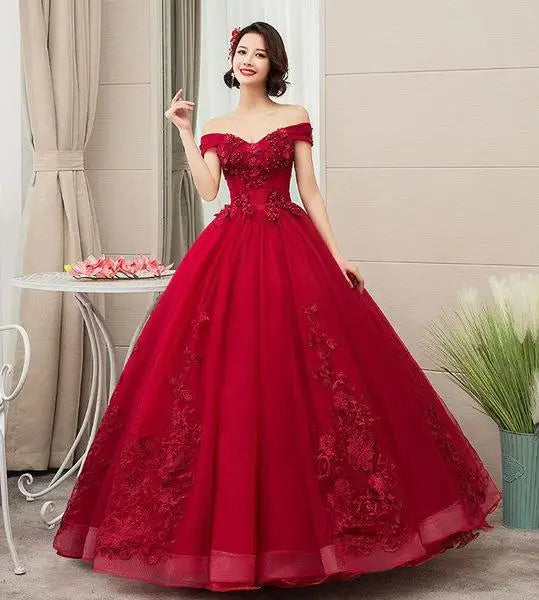 Quinceanera Dresses Elegant Boat Neck Luxury Lace Embroidery Vestidos De 15 Anos Party Prom Vintage Quinceanera Gown Customized