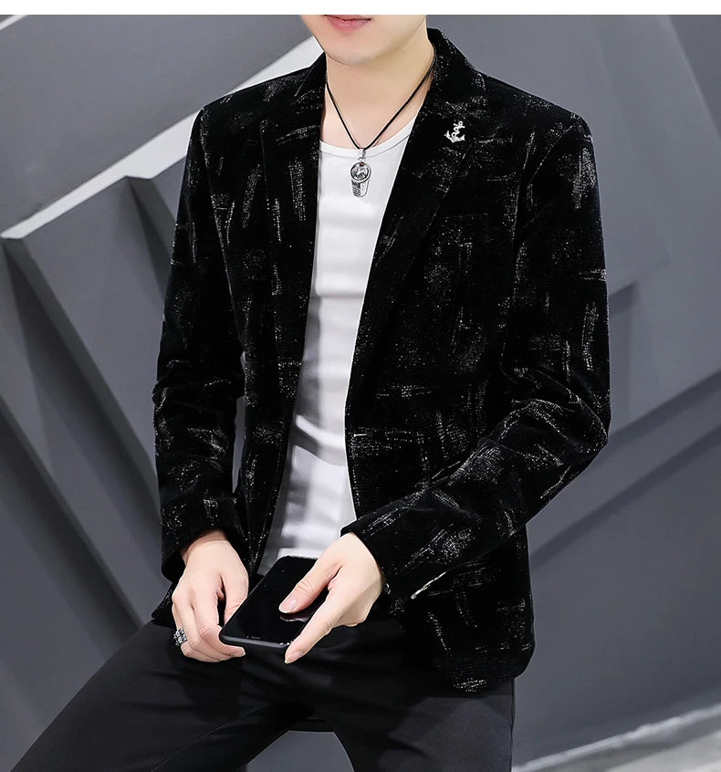 Fashionable men suit