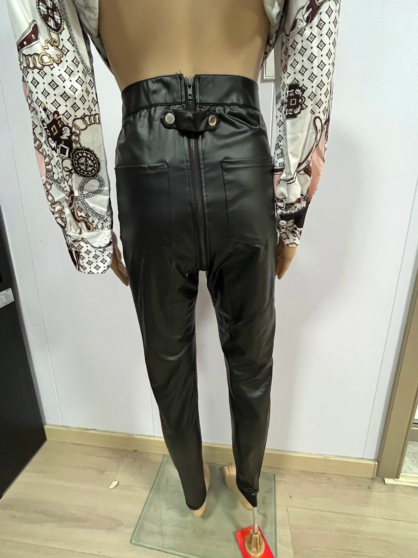 Winter Autumn Sexy Women PU Pants Black Fitness Slim High Waist Pencil Pants Zipper Streetwear Faux Leather Trousers for Women