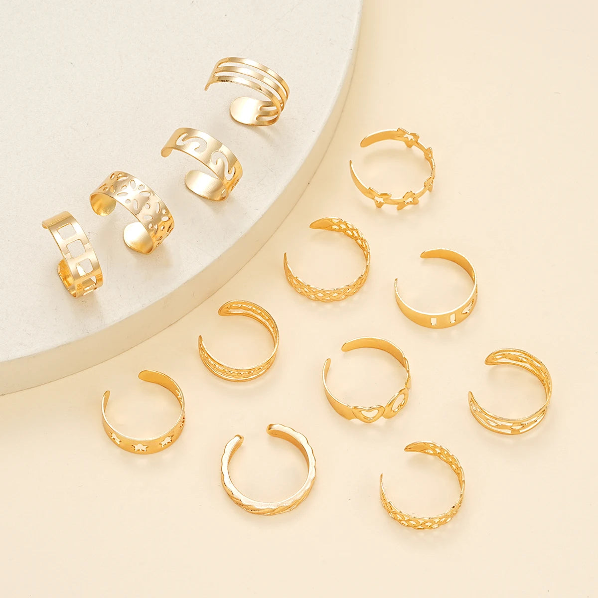13 Pcs Fashion Hollow Heart Toe Rings Set for Women Adjustable Simple Minimal Open Toe Ring Set Summer Beach Foot Jewelry Gifts