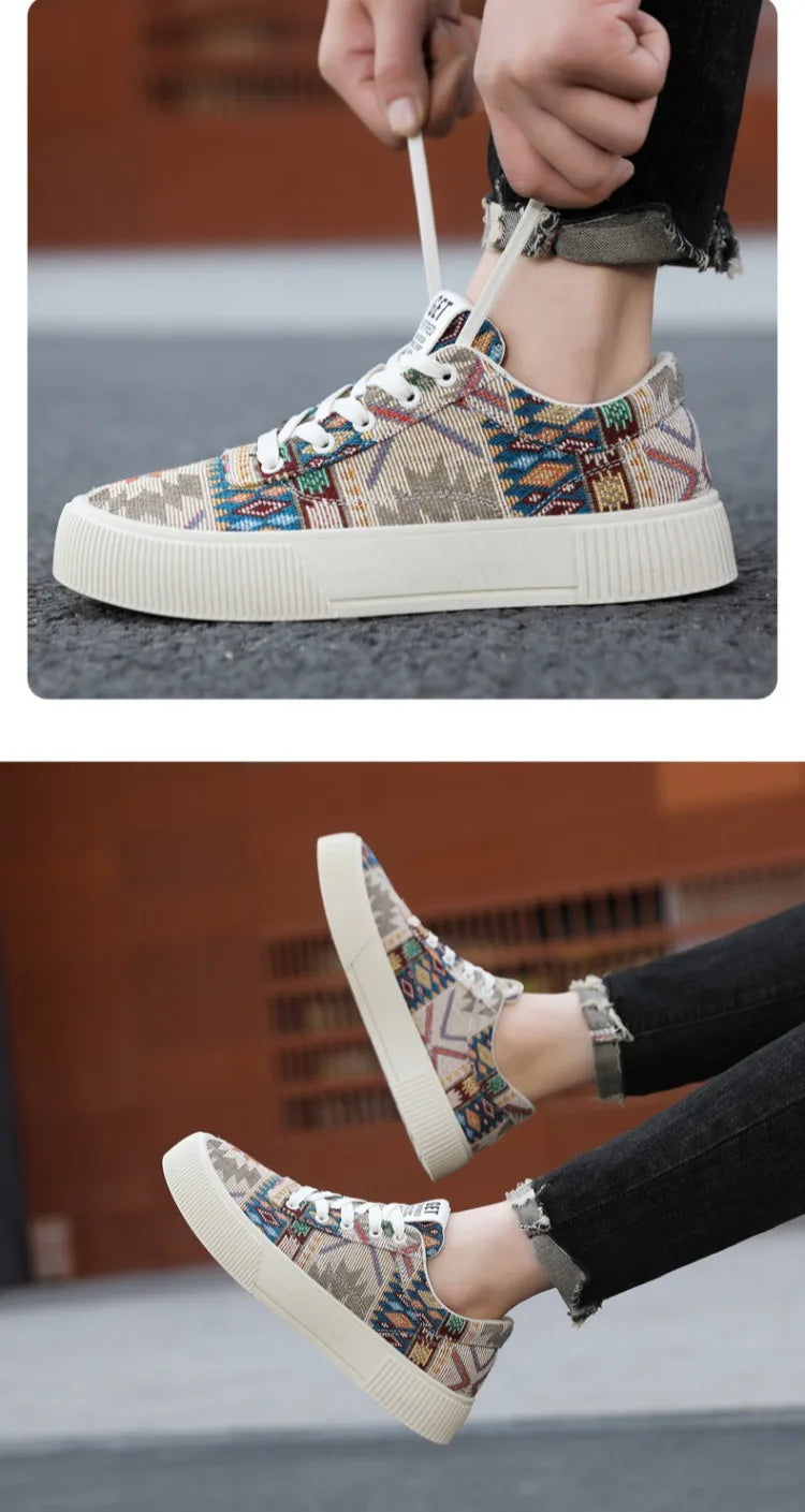 Sneakers Men 2025 New Spring and Autumn Ethnic Men's Shoe Low Top Retro Jacquard Flat Bottomed Board Shoes Oversized Mens Shoes