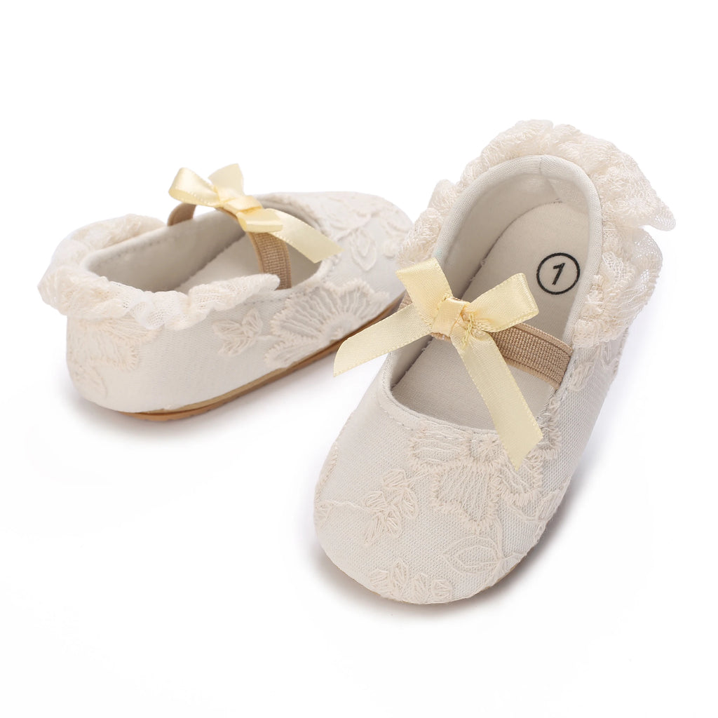 Cute White Lace Baby Girl Princess shoes  Baby Moccasins Moccs Shoes Bow Fringe Rubber Soled Non-slip Footwear Crib Shoes