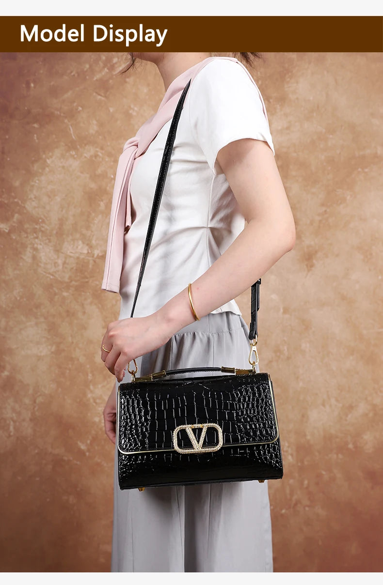 2025 New Fashion Crocodile Pattern Handbag High-End Sensation Unique Small Retro Shoulder Crossbody Bag Versatile Stylish Mini