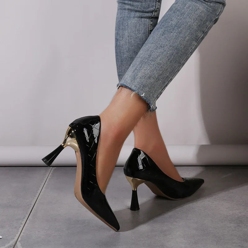 Fashion Oversize Shoes Plaid Classic Casual High Heels New Pattern Embossed In Autumn and Winter 2024 Pumps Women Shoes