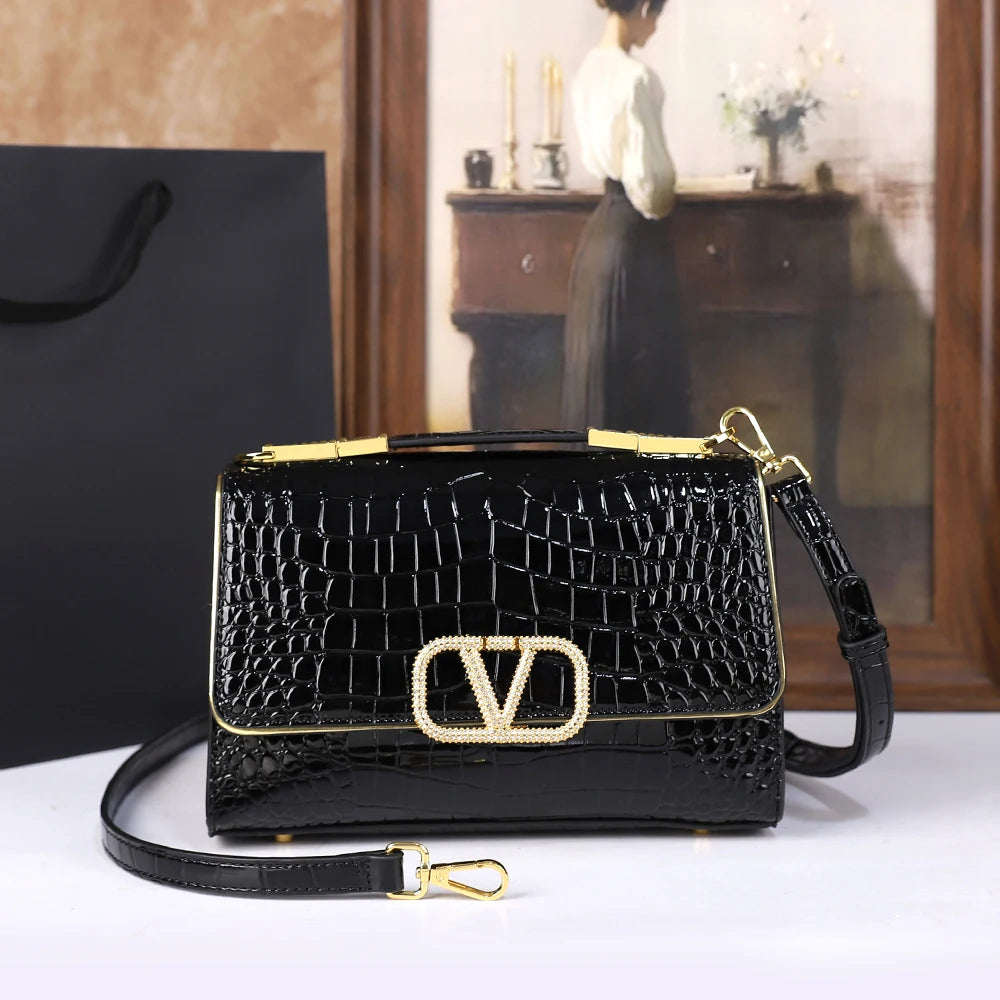 2025 New Fashion Crocodile Pattern Handbag High-End Sensation Unique Small Retro Shoulder Crossbody Bag Versatile Stylish Mini