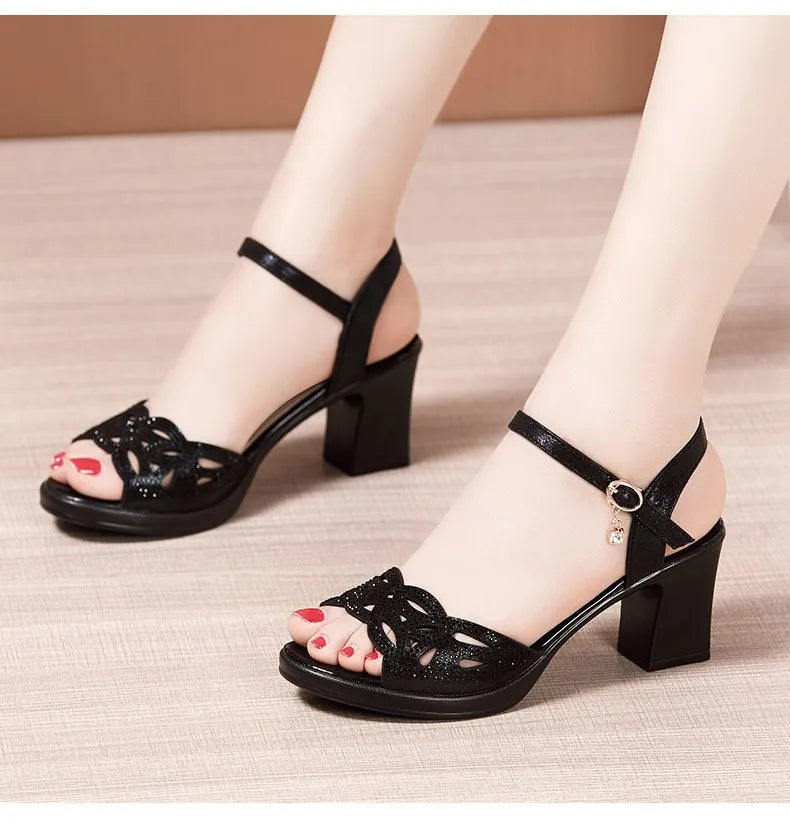 Small Size 32-43 Elegant Rhinestone Black Office Work Mom Shoes Women's Platform Sandals 2025 Summer Med Block Heels Sandals
