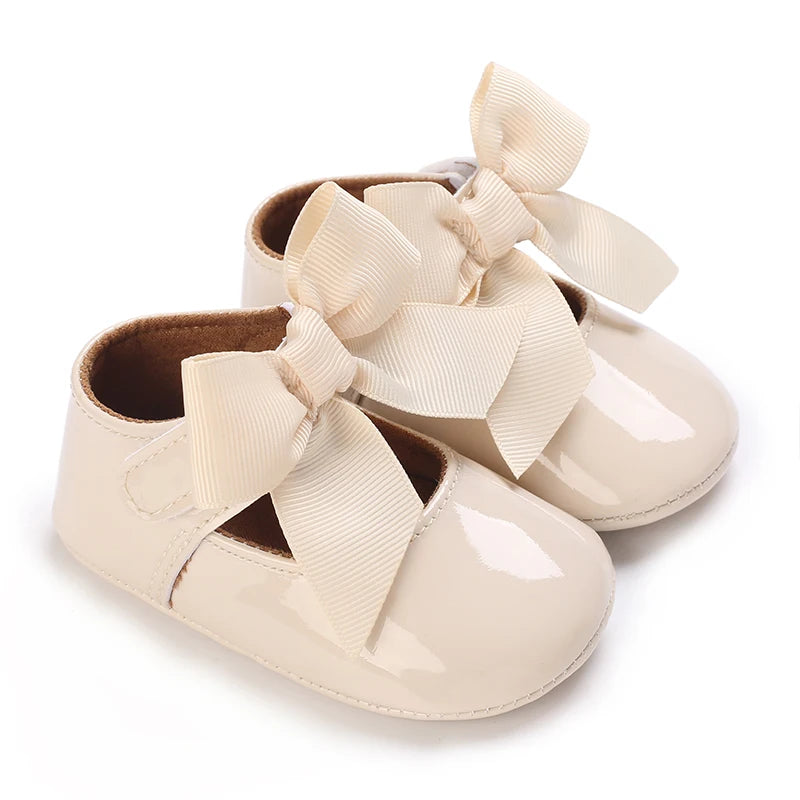 Cute White Lace Baby Girl Princess shoes  Baby Moccasins Moccs Shoes Bow Fringe Rubber Soled Non-slip Footwear Crib Shoes