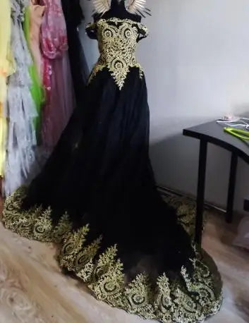 Luxury wedding dress