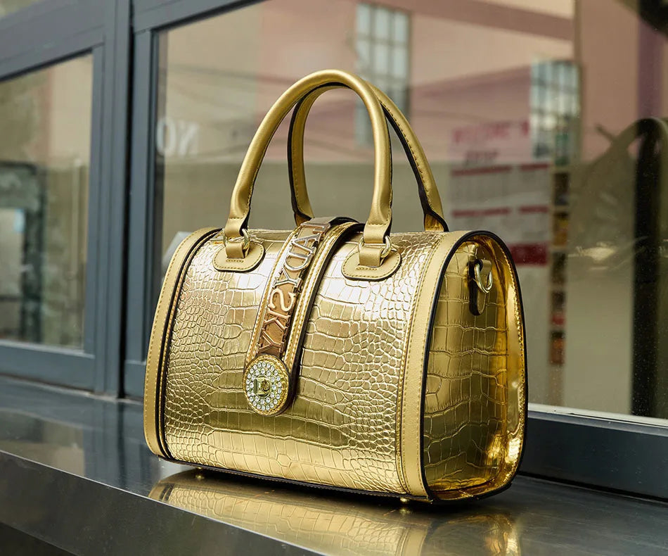 Classic Retro Women's Shoulder Bag Boston Handbag Crocodile Embossed Crossbody Letter Decoration High Quality Top Handle Bag