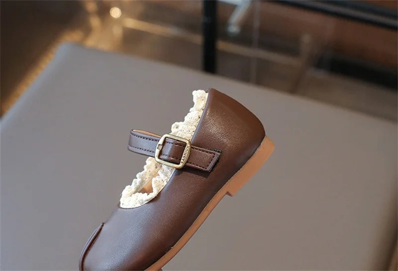 2025 New Children's Flats Simple Lolita Girls Princess Leather Shoes Walking Versatile Sweet Pleated Kids Causal Fashion Shoes